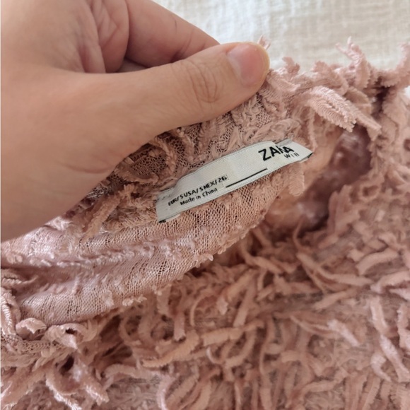 Textured Blush Zara Top - Picture 2 of 2